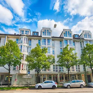 Leonardo West 4*, München Deutschland