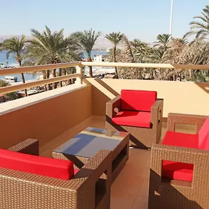 La Riva Hotel